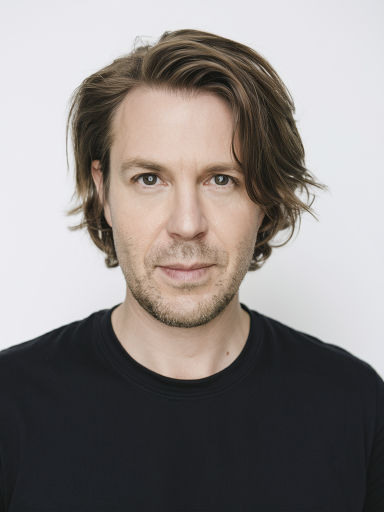 22 Ideas Best Men Layered Haircuts for All Hair Types: Curly, Wavy, and Straight Styles