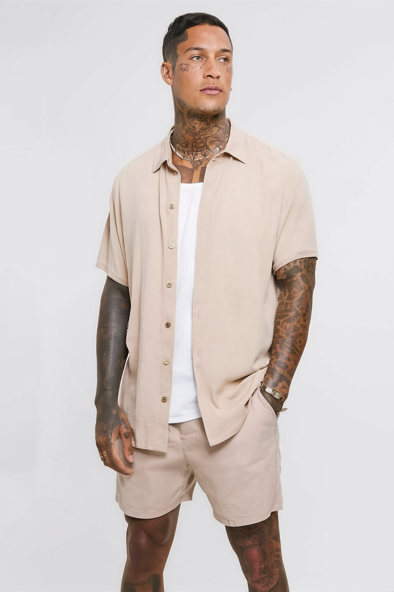 22 Casual Minimalist Outfit Ideas for Men: Smart, Summer, and Winter Styles